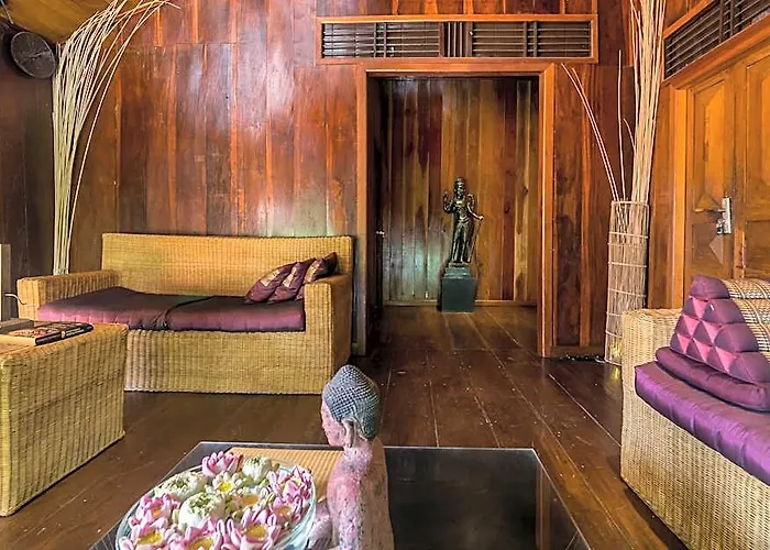 Wat Bo House Hotel